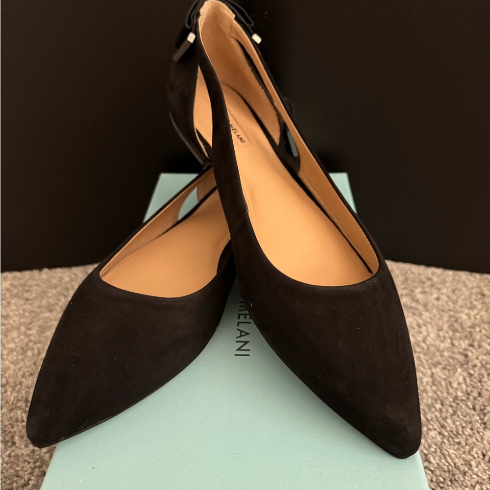 ANTONIO MELANI Black Flats with Pointed Toe and Minimalist Design
